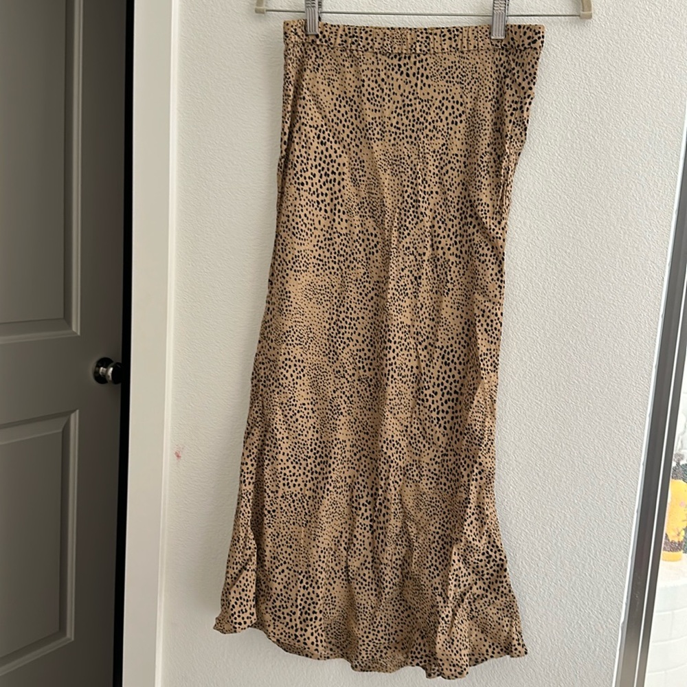 Gap size small skirt.
